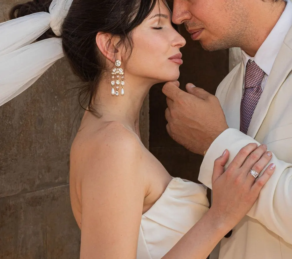 Weddings photography by Holly Rogers
